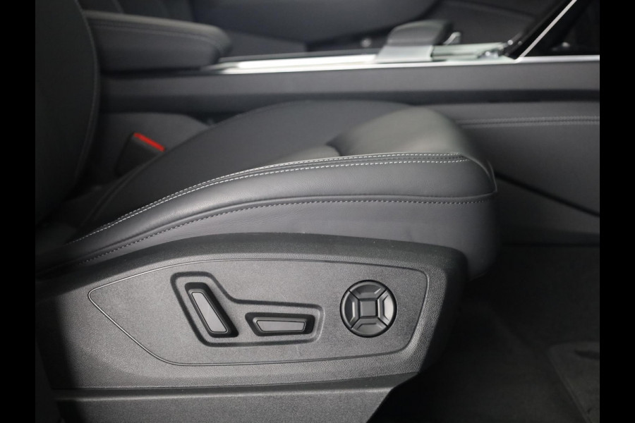 Audi Q8 e-tron 50 quattro Edition 95 kWh 340pk | Lederen bekleding | | 20 inch lichtmetalen velgen | Elektrisch verstelbare voorstoelen met geheugen | Parkeercamera |