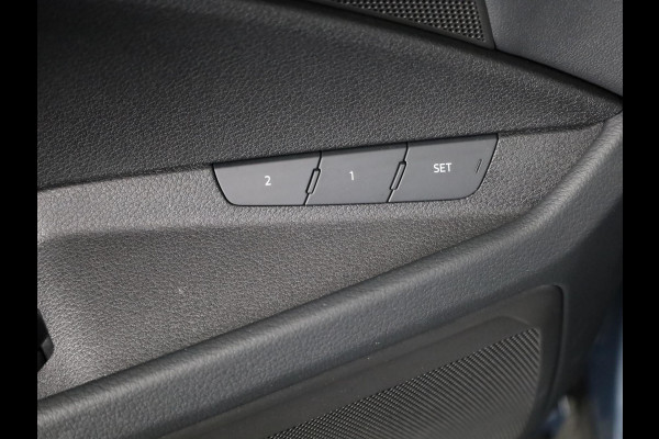 Audi Q8 e-tron 50 quattro Edition 95 kWh 340pk | Lederen bekleding | | 20 inch lichtmetalen velgen | Elektrisch verstelbare voorstoelen met geheugen | Parkeercamera |