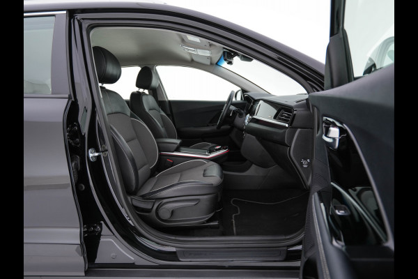 Kia e-Niro DynamicLine 64 kWh [ 3-Fase ] (INCL-BTW)  Aut. *LEATHER-FABRIC | NAVI-FULLMAP | AMBIENT-LIGHT | DAB+ | ADAPTIVE-CRUISE | CAMERA | HEATED-COMFORTSEATS | KEYLESS | DIGI-COCKPIT | SHIFT-PADDLES | CARPLAY | 17"ALU*
