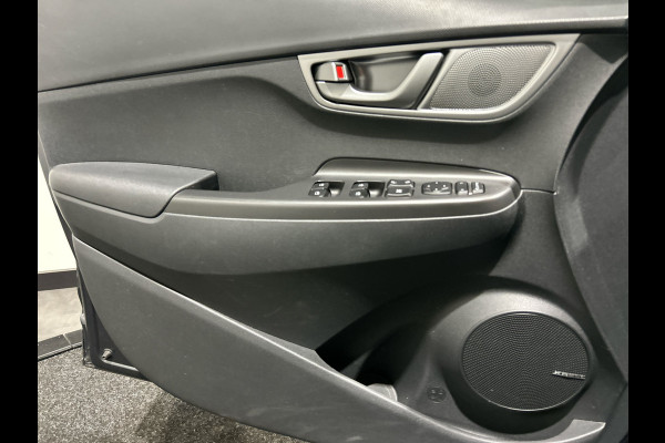 Hyundai Kona EV Fashion 64 kWh | Trekhaak | 1ste eigenaar | dealeronderhouden | Warmtepomp