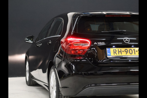 Mercedes-Benz A-Klasse 180 Business Solution [CAMERA, CRUISE CONTROL, BLUETOOTH TELEFOON, AIRCONDITIONING, NAVIGATIE, NIEUWSTAAT]