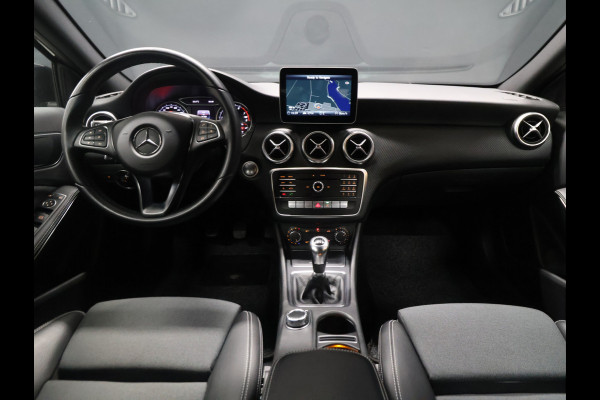 Mercedes-Benz A-Klasse 180 Business Solution [CAMERA, CRUISE CONTROL, BLUETOOTH TELEFOON, AIRCONDITIONING, NAVIGATIE, NIEUWSTAAT]
