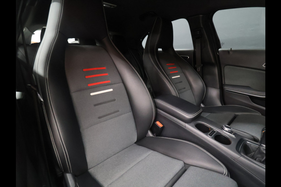 Mercedes-Benz A-Klasse 180 Business Solution [CAMERA, CRUISE CONTROL, BLUETOOTH TELEFOON, AIRCONDITIONING, NAVIGATIE, NIEUWSTAAT]