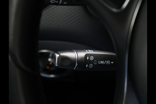 Mercedes-Benz A-Klasse 180 Business Solution [CAMERA, CRUISE CONTROL, BLUETOOTH TELEFOON, AIRCONDITIONING, NAVIGATIE, NIEUWSTAAT]