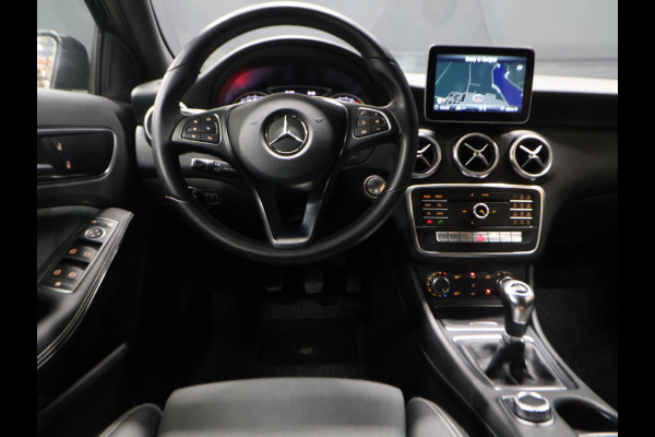 Mercedes-Benz A-Klasse 180 Business Solution [CAMERA, CRUISE CONTROL, BLUETOOTH TELEFOON, AIRCONDITIONING, NAVIGATIE, NIEUWSTAAT]