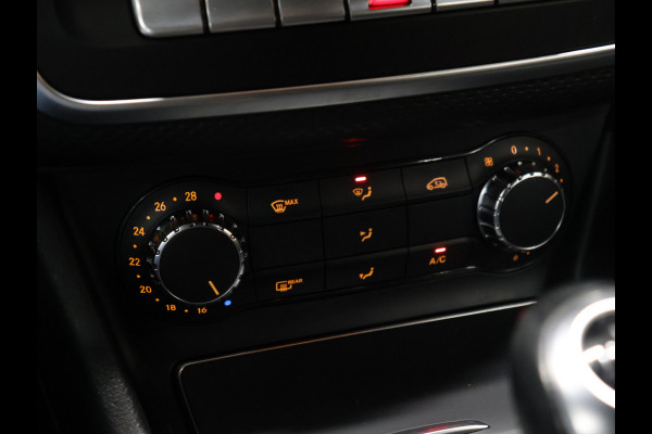 Mercedes-Benz A-Klasse 180 Business Solution [CAMERA, CRUISE CONTROL, BLUETOOTH TELEFOON, AIRCONDITIONING, NAVIGATIE, NIEUWSTAAT]