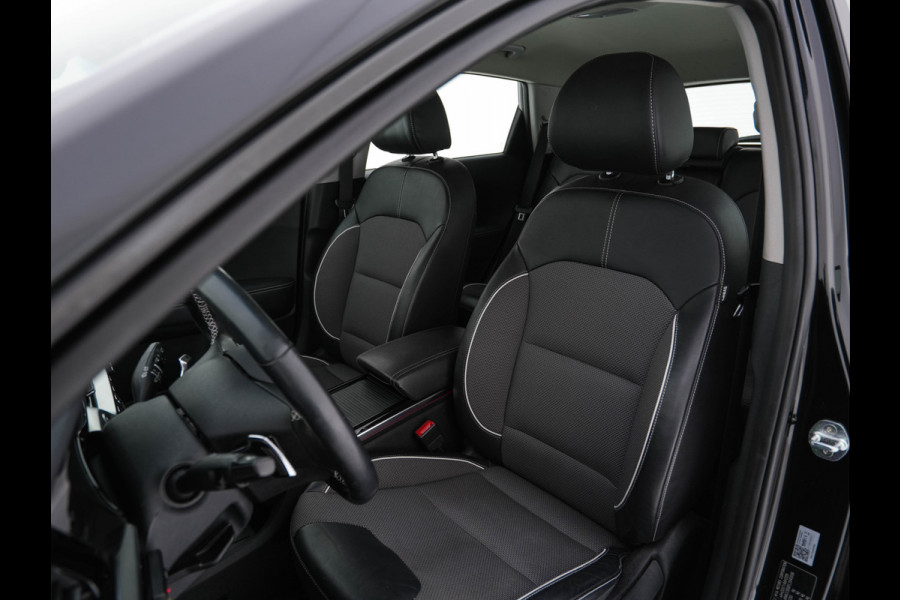 Kia e-Niro DynamicLine 64 kWh [ 3-Fase ] (INCL-BTW)  Aut. *LEATHER-FABRIC | NAVI-FULLMAP | AMBIENT-LIGHT | DAB+ | ADAPTIVE-CRUISE | CAMERA | HEATED-COMFORTSEATS | KEYLESS | DIGI-COCKPIT | SHIFT-PADDLES | CARPLAY | 17"ALU*