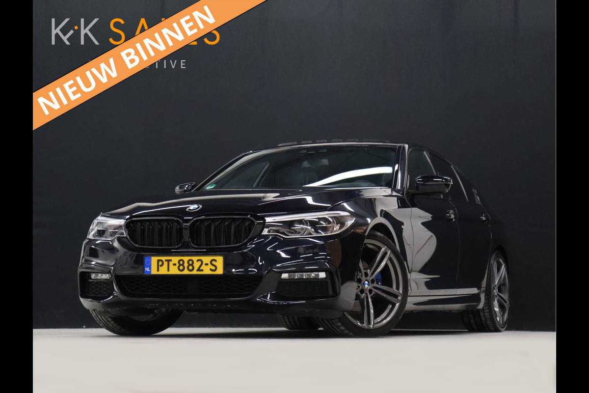BMW 5 Serie 520i M-Sport High Executive [SCHUIFKANTELDAK, MEMORY SEATS, HUD, PDC V+A, CRUISE CONTROL, APPLE CARPLAY, STOELVERWARMING, AUTOMATISCHE AIRCO, NAVIGATIE, NIEUWSTAAT]