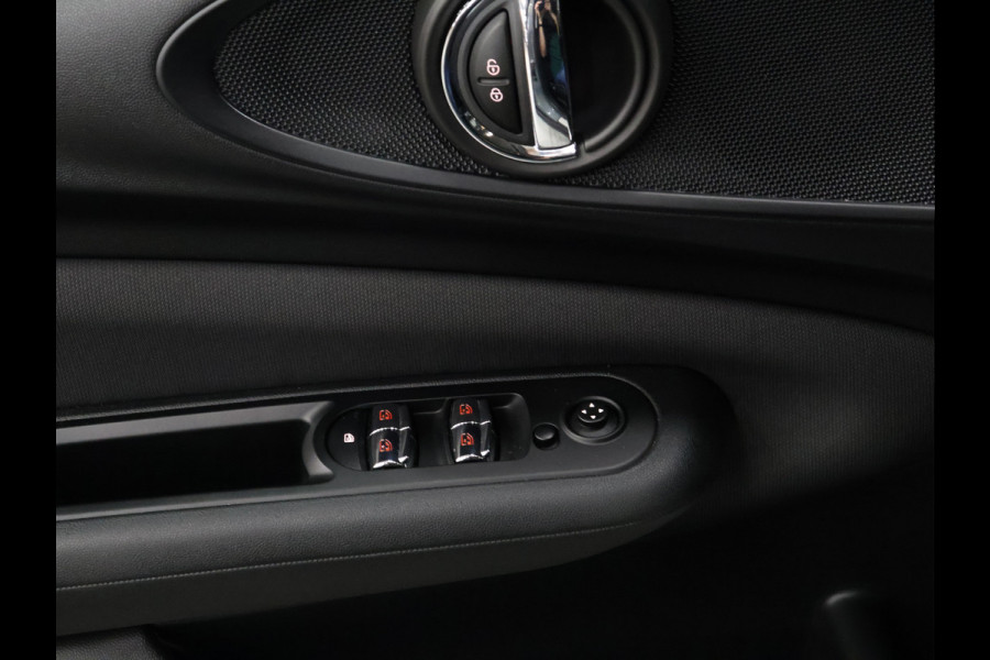 MINI Clubman 1.5 Cooper Salt [CRUISE CONTROL, APPLE CARPLAY, AUTOMATISCHE AIRCO, NAVIGATIE]