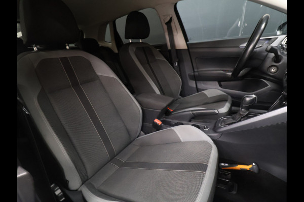 Volkswagen Polo 1.0 TSI Highline R-line [ADAPTIVE CRUISE CONTROL, CAMERA, APPLE CARPLAY, ANDROID AUTO, AUTOMATSCHE AIRCONDITIONING, NAVIGATIE, NIEUWSTAAT]