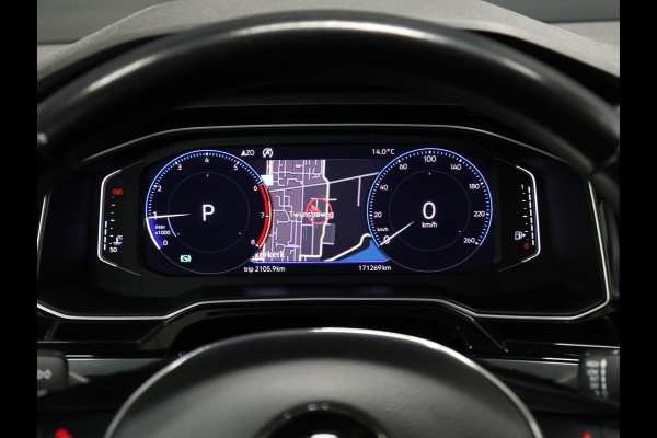 Volkswagen Polo 1.0 TSI Highline R-line [ADAPTIVE CRUISE CONTROL, CAMERA, APPLE CARPLAY, ANDROID AUTO, AUTOMATSCHE AIRCONDITIONING, NAVIGATIE, NIEUWSTAAT]