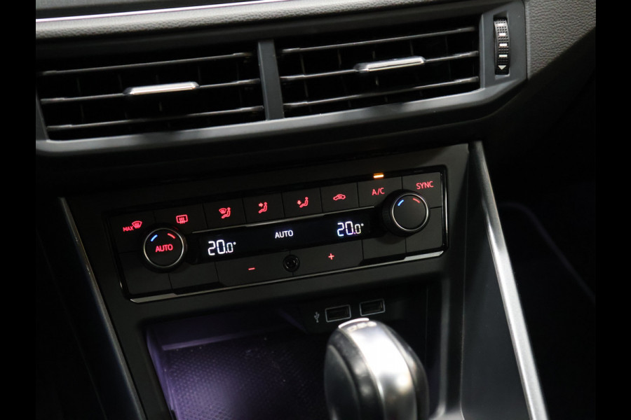 Volkswagen Polo 1.0 TSI Highline R-line [ADAPTIVE CRUISE CONTROL, CAMERA, APPLE CARPLAY, ANDROID AUTO, AUTOMATSCHE AIRCONDITIONING, NAVIGATIE, NIEUWSTAAT]