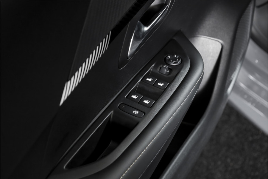 Peugeot 208 1.2 Hybrid 110 e-DCS6 Allure | Dig. Cockpit | Adapt. Cruise | PDC | Camera V+A | NAV+App. Connect | ECC | LM 16" | 0805