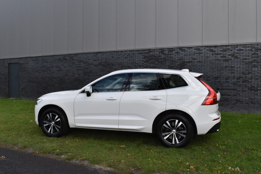Volvo XC60 2.0 T5 Momentum Pro Pano/automaat 1e eig Trekhaak Navi