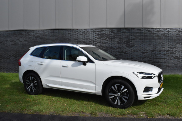 Volvo XC60 2.0 T5 Momentum Pro Pano/automaat 1e eig Trekhaak Navi