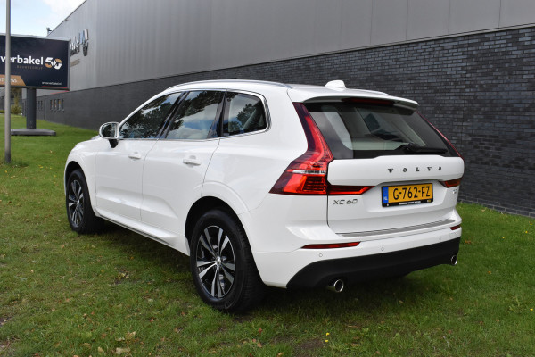 Volvo XC60 2.0 T5 Momentum Pro Pano/automaat 1e eig Trekhaak Navi