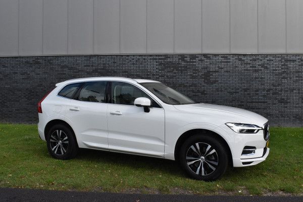 Volvo XC60 2.0 T5 Momentum Pro Pano/automaat 1e eig Trekhaak Navi