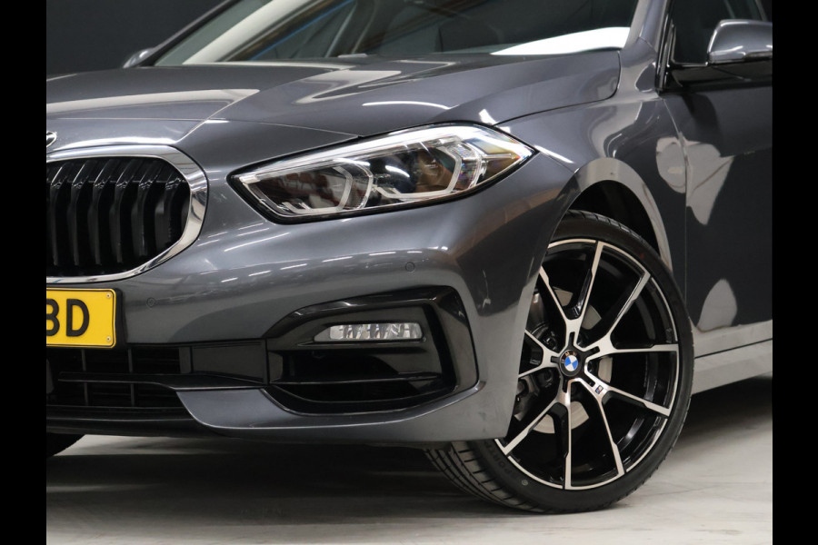 BMW 1-serie 118i Sportline [APPLE CARPLAY, ANDROID AUTO, LED DIMLICHT, CRUISE CONTROL, SPORTSTOELEN, PARKEERSENSOR, NIEUWSTAAT]