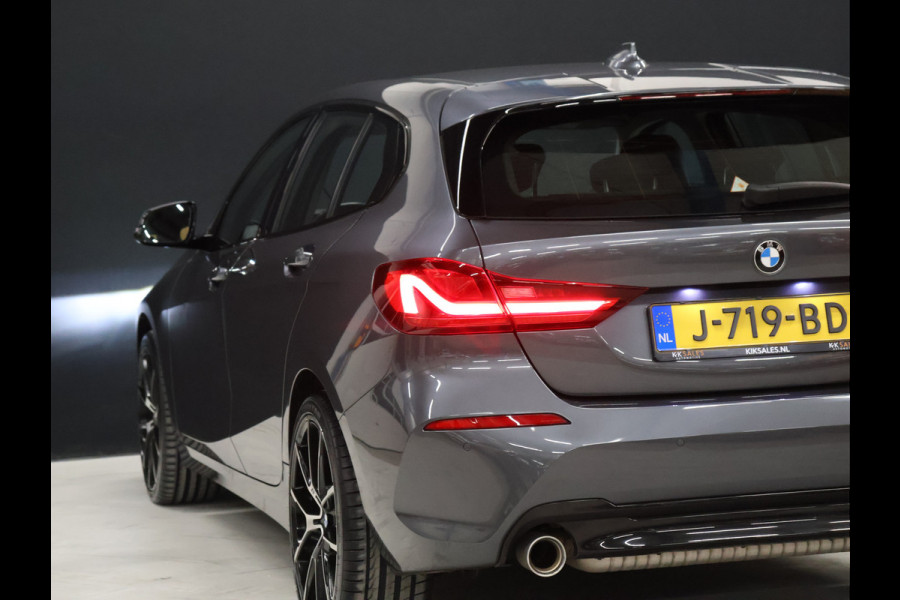 BMW 1-serie 118i Sportline [APPLE CARPLAY, ANDROID AUTO, LED DIMLICHT, CRUISE CONTROL, SPORTSTOELEN, PARKEERSENSOR, NIEUWSTAAT]