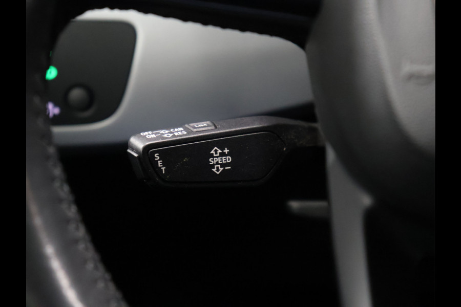 Audi A4 Avant 1.4 TFSI Sport S line black edition [DIGITAL COCKPIT, STOELVERWARMING, FLIPPERS, CRUISE CONTROL, NIEUWSTAAT]