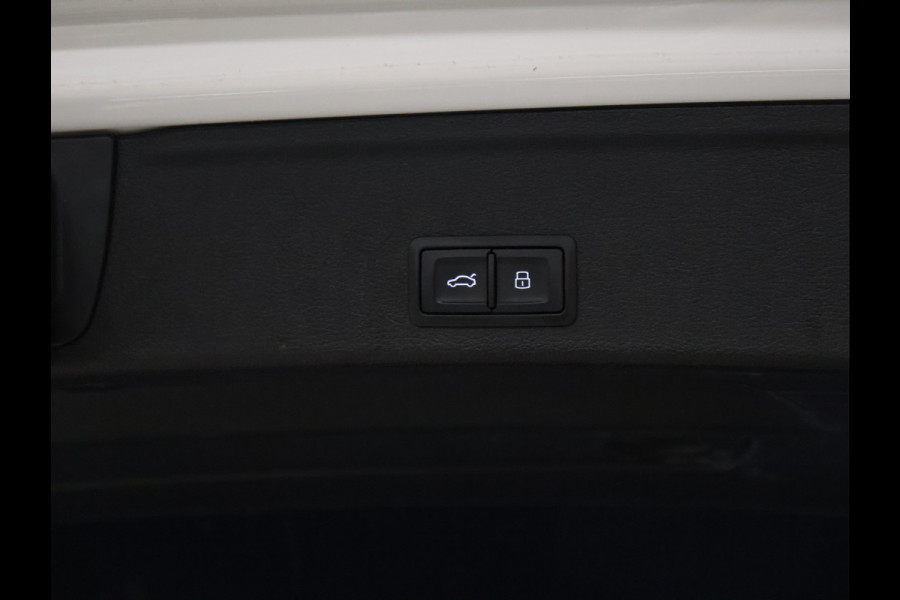 Audi A4 Avant 1.4 TFSI Sport S line black edition [DIGITAL COCKPIT, STOELVERWARMING, FLIPPERS, CRUISE CONTROL, NIEUWSTAAT]