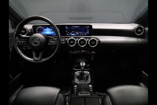 Mercedes-Benz A-Klasse 160 Sport Business Solution [WIDESCREEN, APPLE CARPLAY, ANDROID AUTO, STOELVERWARMING, CAMERA, SPORTSTOELEN, NIEUWSTAAT]