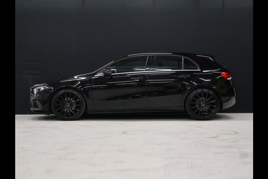 Mercedes-Benz A-Klasse 160 Sport Business Solution [WIDESCREEN, APPLE CARPLAY, ANDROID AUTO, STOELVERWARMING, CAMERA, SPORTSTOELEN, NIEUWSTAAT]