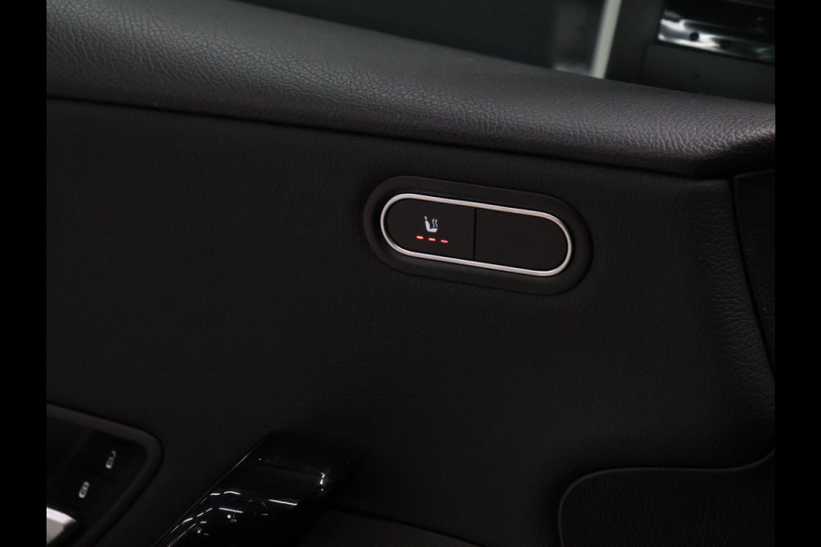 Mercedes-Benz A-Klasse 160 Sport Business Solution [WIDESCREEN, APPLE CARPLAY, ANDROID AUTO, STOELVERWARMING, CAMERA, SPORTSTOELEN, NIEUWSTAAT]