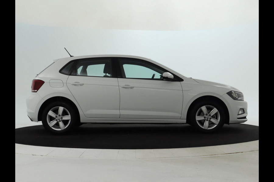 Volkswagen Polo 1.0 TSI Comfortline NAVI | CarPlay | Dealer onderhouden