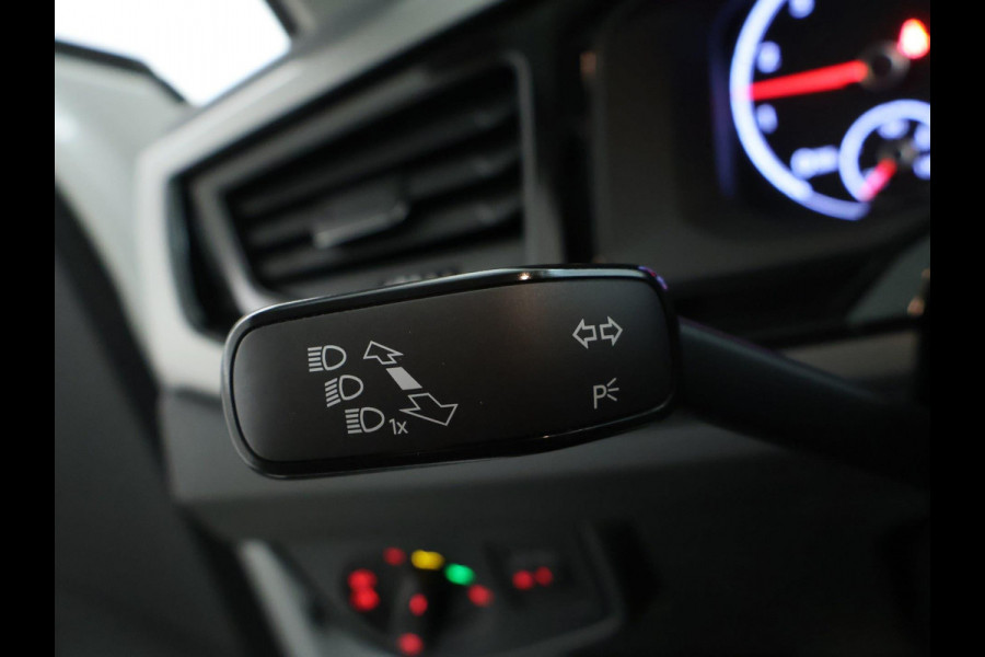 Volkswagen Polo 1.0 TSI Comfortline NAVI | CarPlay | Dealer onderhouden