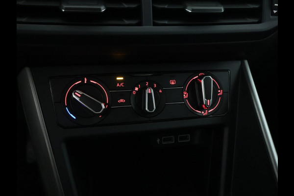 Volkswagen Polo 1.0 TSI Comfortline NAVI | CarPlay | Dealer onderhouden