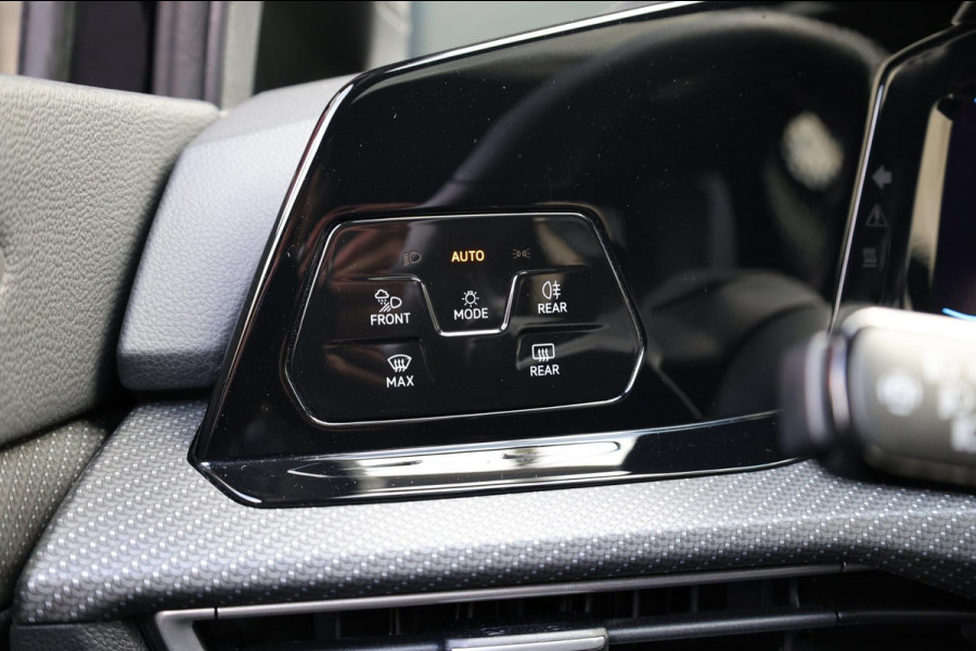 Volkswagen Golf 2.0 TSI R 4Motion 320+PK AKRAPOVIC/IQ+LED/VIRTUAL/PANO/LEER+S.VERWARMING/19" LMV/LINE/ACC/12 MND GARANTIE! Volkswagen Golf 2.0 TSI R 4Motion 320+PK AKRAPOVIC/IQ+LED/VIRTUAL/PANO/LEER+S.VERWARMING/19" LMV/LINE/ACC/12 MND GARANTIE!