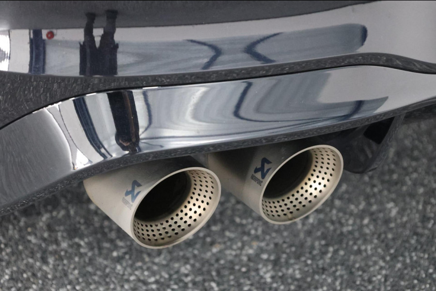 Volkswagen Golf 2.0 TSI R 4Motion 320+PK AKRAPOVIC/IQ+LED/VIRTUAL/PANO/LEER+S.VERWARMING/19" LMV/LINE/ACC/12 MND GARANTIE! Volkswagen Golf 2.0 TSI R 4Motion 320+PK AKRAPOVIC/IQ+LED/VIRTUAL/PANO/LEER+S.VERWARMING/19" LMV/LINE/ACC/12 MND GARANTIE!