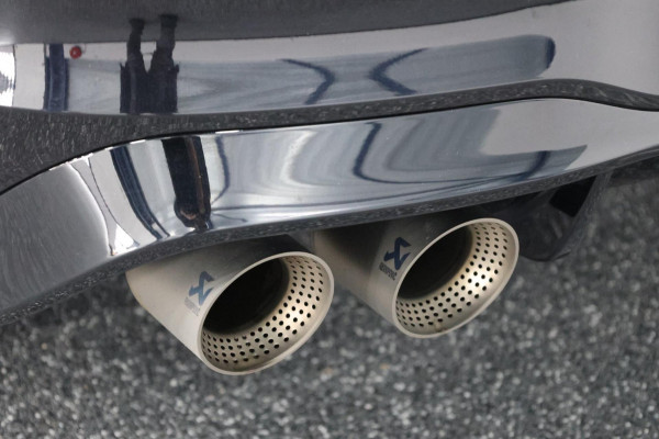 Volkswagen Golf 2.0 TSI R 4Motion 320+PK AKRAPOVIC/IQ+LED/VIRTUAL/PANO/LEER+S.VERWARMING/19" LMV/LINE/ACC/12 MND GARANTIE! Volkswagen Golf 2.0 TSI R 4Motion 320+PK AKRAPOVIC/IQ+LED/VIRTUAL/PANO/LEER+S.VERWARMING/19" LMV/LINE/ACC/12 MND GARANTIE!