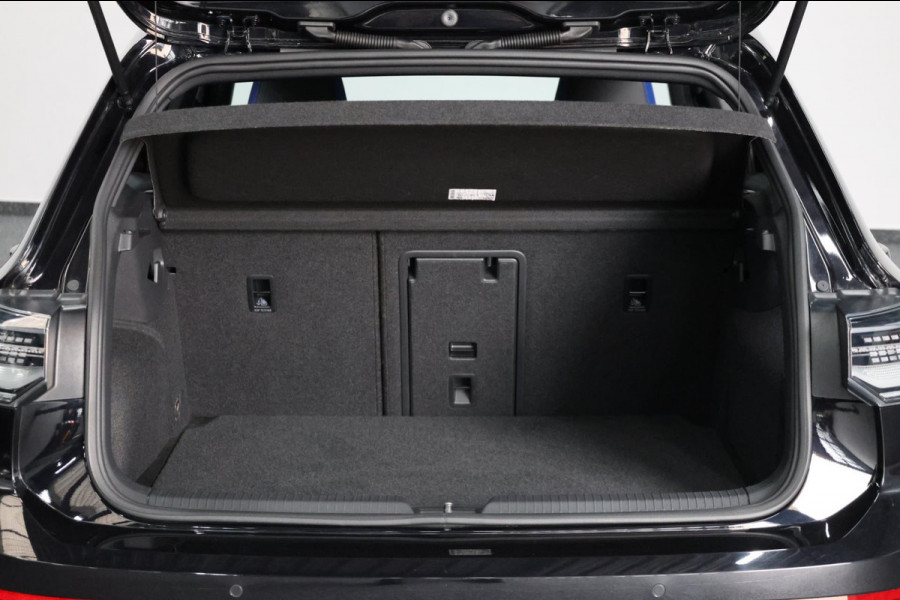 Volkswagen Golf 2.0 TSI R 4Motion 320+PK AKRAPOVIC/IQ+LED/VIRTUAL/PANO/LEER+S.VERWARMING/19" LMV/LINE/ACC/12 MND GARANTIE! Volkswagen Golf 2.0 TSI R 4Motion 320+PK AKRAPOVIC/IQ+LED/VIRTUAL/PANO/LEER+S.VERWARMING/19" LMV/LINE/ACC/12 MND GARANTIE!
