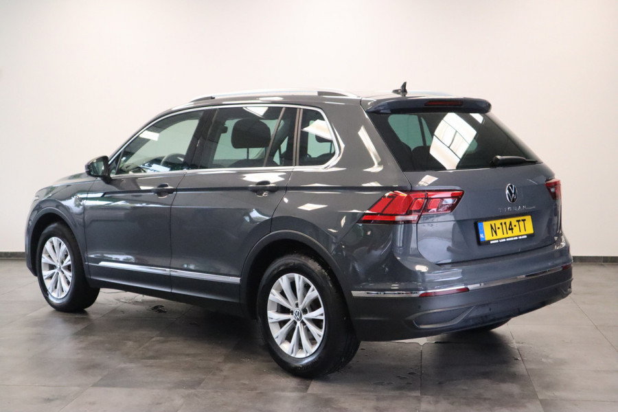 Volkswagen Tiguan 1.5 TSI Life Business ACC Climate Panoramadak PDC Keyless NAP