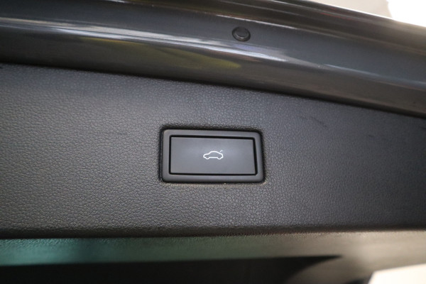 Volkswagen Tiguan 1.5 TSI Life Business ACC Climate Panoramadak PDC Keyless NAP