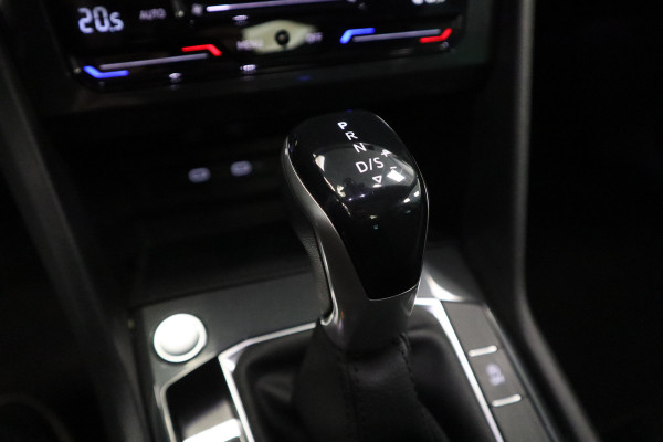 Volkswagen Tiguan 1.5 TSI Life Business ACC Climate Panoramadak PDC Keyless NAP
