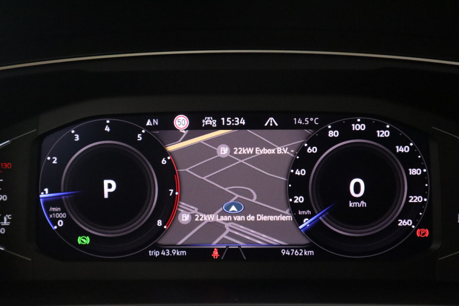 Volkswagen Tiguan 1.5 TSI Life Business ACC Climate Panoramadak PDC Keyless NAP