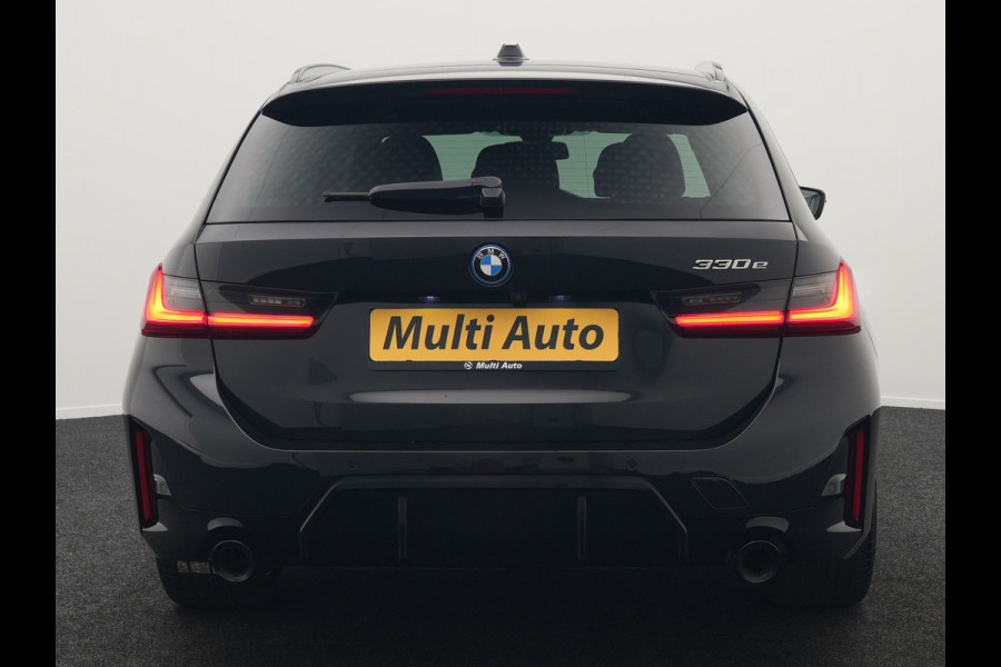 BMW 3 Serie Touring 330e M Sport Facelift Model Plug In Hybrid 292pk Dealer O.H PHEV | Widescreen Navi | Adaptive Cruise | Alcantara Sportstoelen Memory & Verwarmd | Camera | Sfeerverlichting | Apple Carplay | Blis | Keyless | DAB |