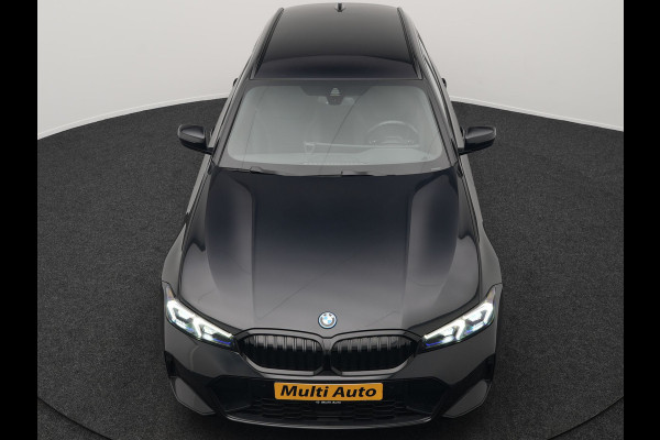 BMW 3 Serie Touring 330e M Sport Facelift Model Plug In Hybrid 292pk Dealer O.H PHEV | Widescreen Navi | Adaptive Cruise | Alcantara Sportstoelen Memory & Verwarmd | Camera | Sfeerverlichting | Apple Carplay | Blis | Keyless | DAB |