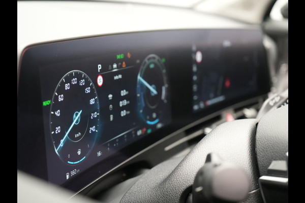 Kia Sportage 1.6 T-GDi AWD Dynamic Plus Line Plug In Hybrid 265pk Dealer O.H PHEV | Trekhaak Afneembaar | Panodak | Adaptive Cruise | Apple Carplay | Camera | Lederen Sportstoelen Vewarmd | Blis | Navigatie | Virtual | DAB |