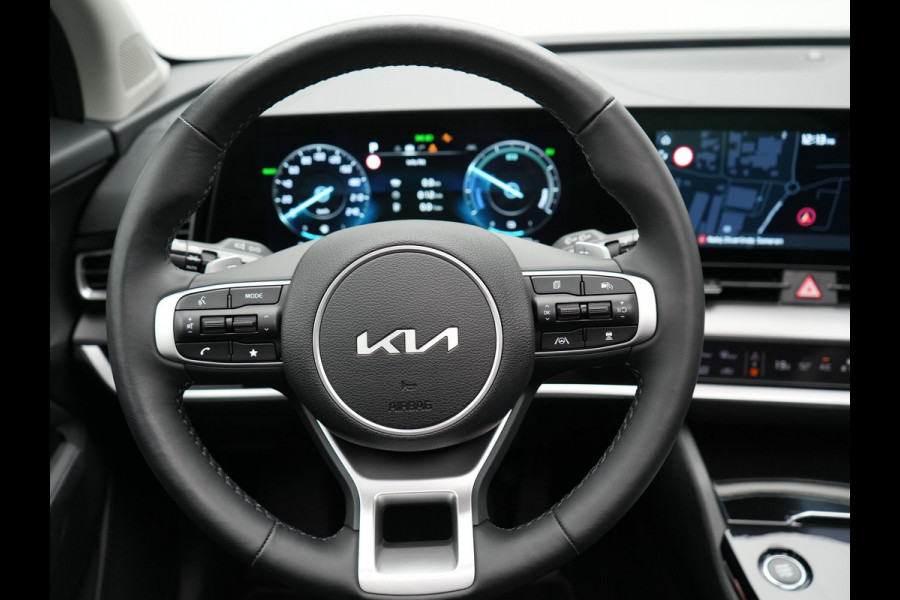 Kia Sportage 1.6 T-GDi AWD Dynamic Plus Line Plug In Hybrid 265pk Dealer O.H PHEV | Trekhaak Afneembaar | Panodak | Adaptive Cruise | Apple Carplay | Camera | Lederen Sportstoelen Vewarmd | Blis | Navigatie | Virtual | DAB |