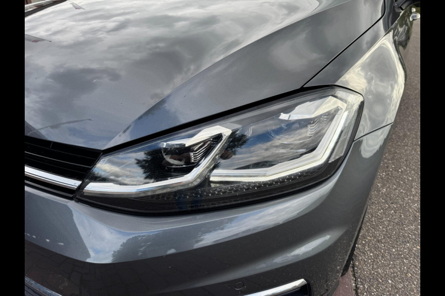 Volkswagen Golf 1.0 TSI Highline Business R AUTOMAAT CLIMAAT CONTROL MULTI STUUR CARPLAY