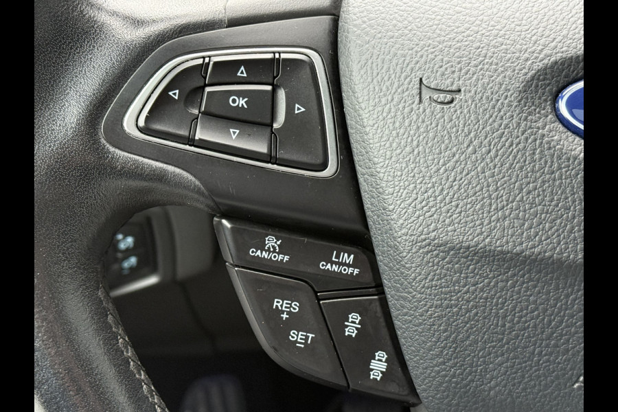 Ford Focus BWJ 2018 | 1.0 126PK Titanium | TREKHAAK | SCHUIFDAK | CLIMA | CAMERA | CARPLAY | NAVI | CRUISE | 2X PDC |