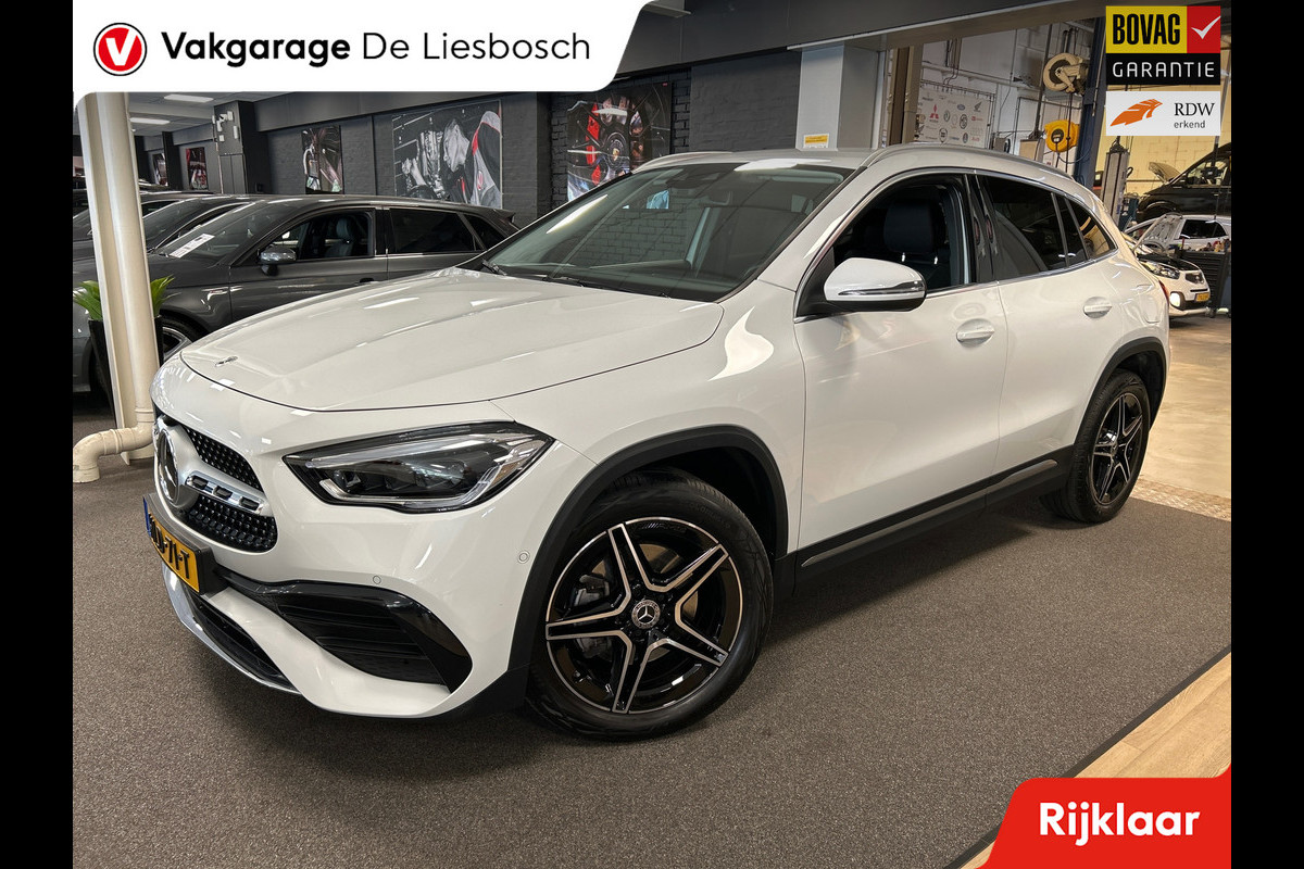 Mercedes-Benz GLA 250 e AMG Line / camera / Navigatie / sfeer verlichting / led verlichting