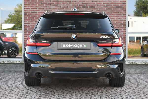 BMW 3 Serie Touring 330e M-Sport Pano HUD El-zetels laser-LED Camera
