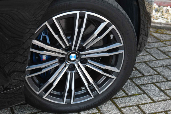 BMW 3 Serie Touring 330e M-Sport Pano HUD El-zetels laser-LED Camera