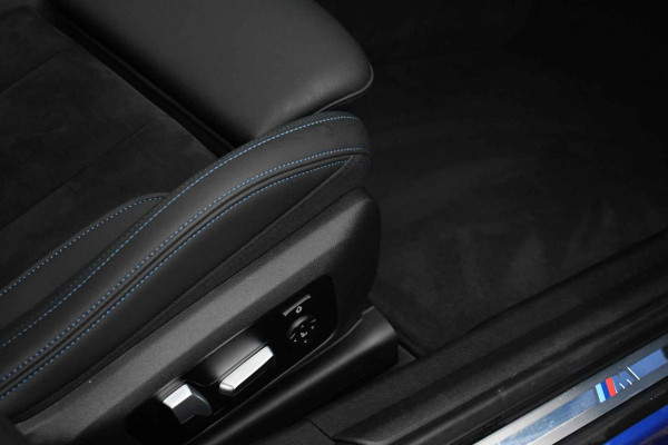 BMW 3 Serie Touring 330e M-Sport Pano HUD El-zetels laser-LED Camera