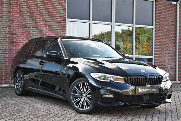 BMW 3 Serie Touring 330e M-Sport Pano HUD El-zetels laser-LED Camera